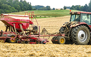 Od nowego roku obniżą się koszty produkcji rolnej? Sejmowa komisja poparła projekt ustawy dotyczący zwrotu akcyzy od paliwa rolniczego